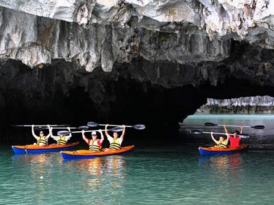 Halong Bay Tour (Full Day)