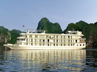 Halong Valentine Cruise