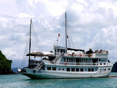 Indochina Sails Cruises